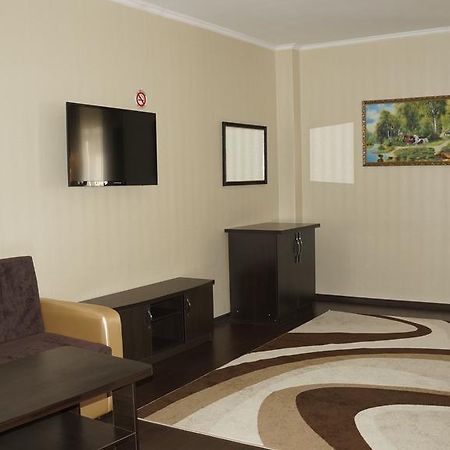Home Hotel Astana Kültér fotó