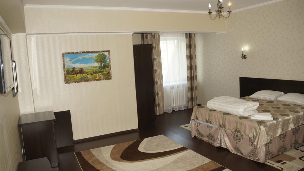 Home Hotel Astana Kültér fotó
