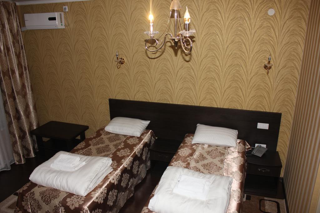 Home Hotel Astana Szoba fotó