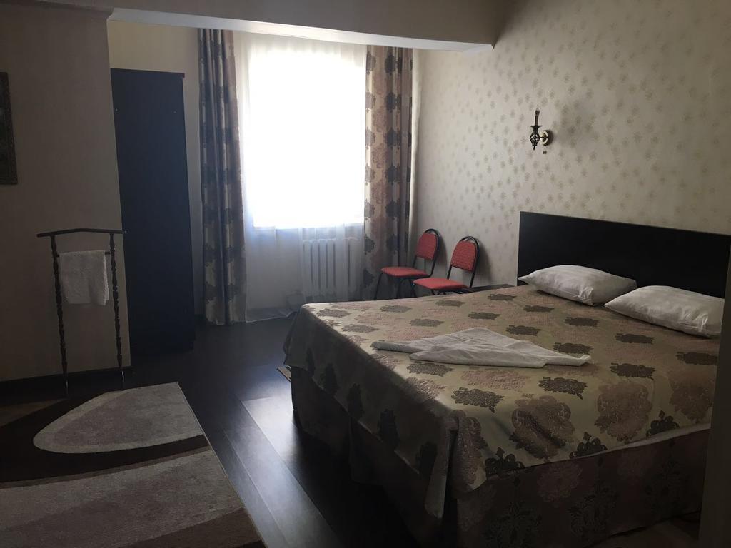 Home Hotel Astana Kültér fotó