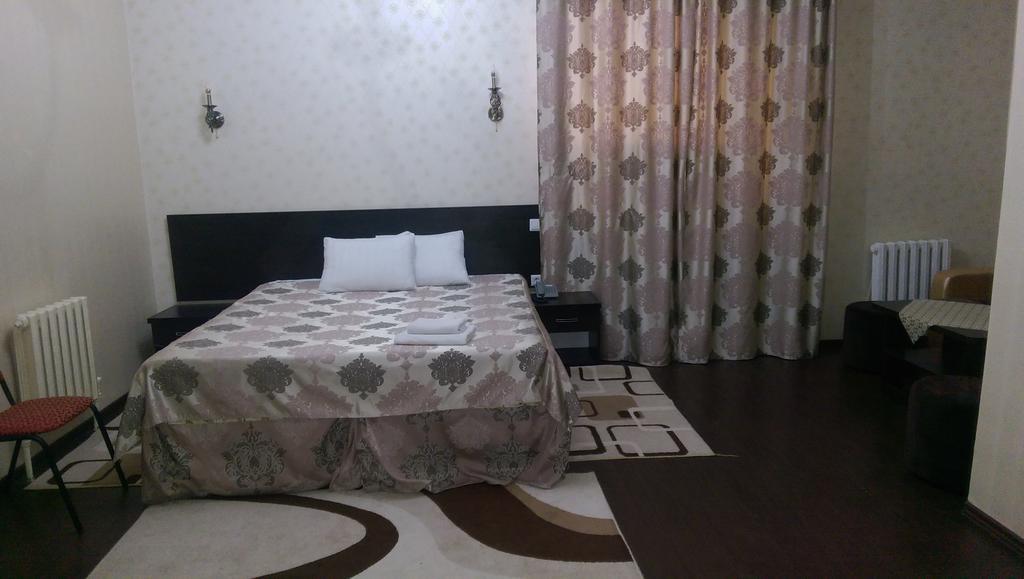 Home Hotel Astana Kültér fotó