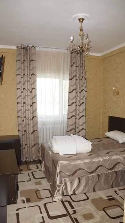 Home Hotel Astana Kültér fotó